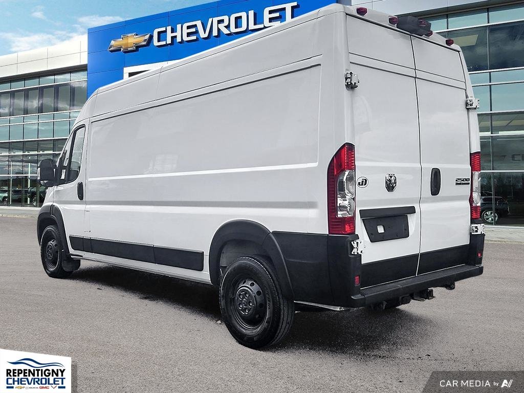 Ram ProMaster Cargo Van TOIT SURÉLEVÉ 2023 à Charlemagne, Québec - 4 - w1024h768px