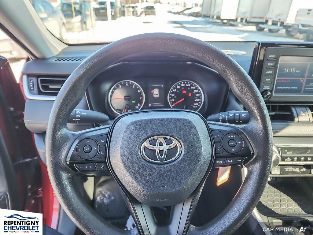 2020 Toyota RAV4 LE in Charlemagne, Quebec - 12 - w1024h768px