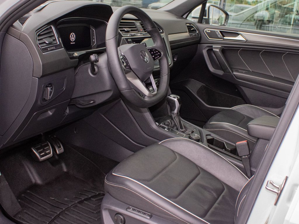 2022 Volkswagen Tiguan Highline R-Line in Saint-Jérôme, Quebec - 10 - w1024h768px