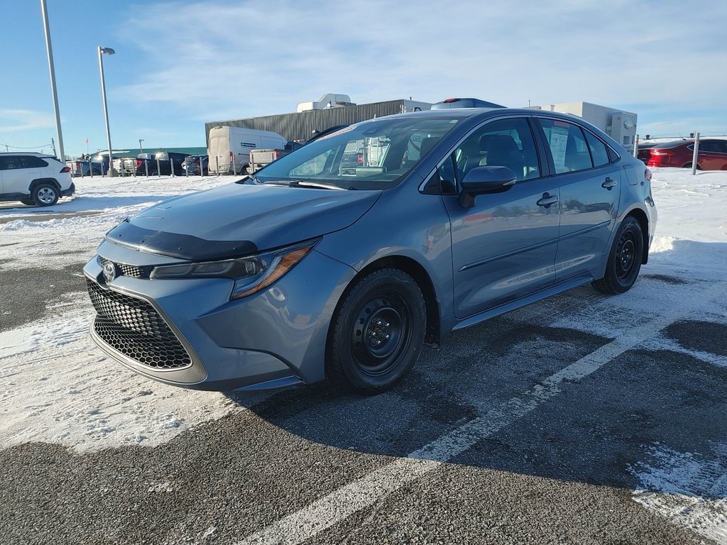 2020  Corolla XLE in Rimouski, Quebec - 1 - w1024h768px