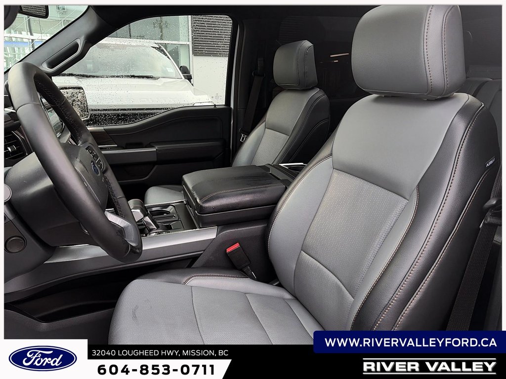 2025 Ford F-150 Lightning Lariat-6