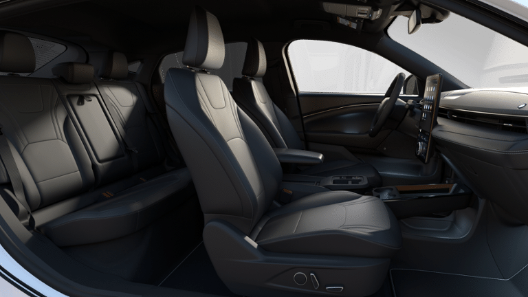 2025 Ford Mustang Mach-E Premium-5