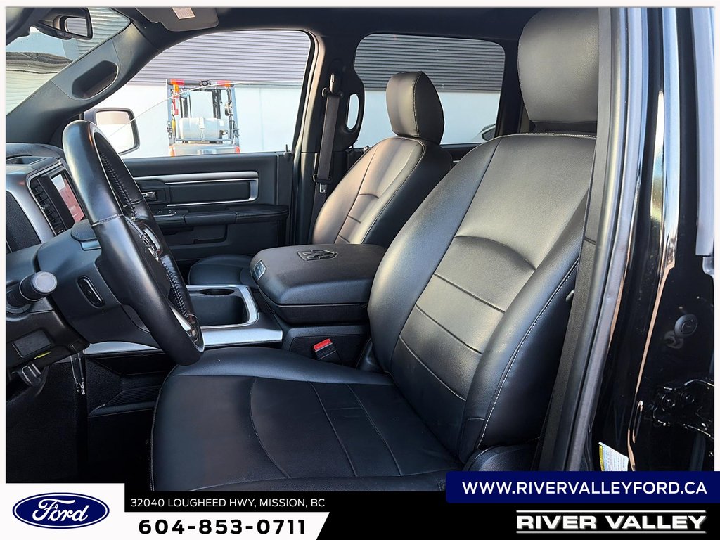 2024 Ram 1500 Classic Warlock-6