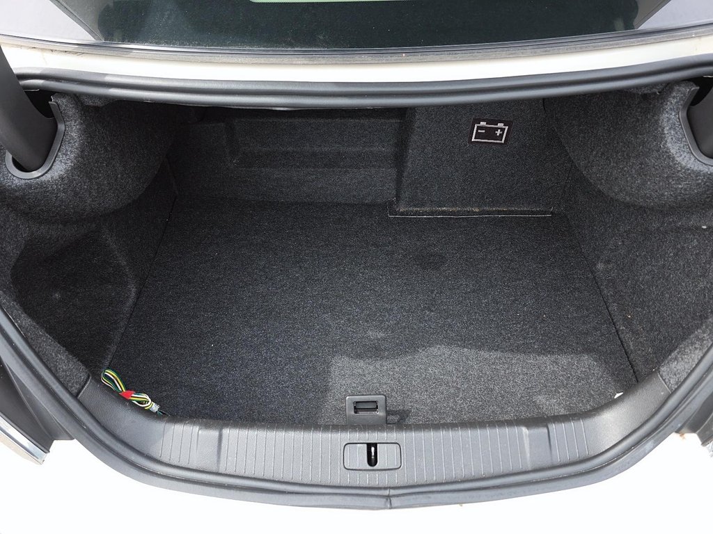 2013 Buick LaCrosse Base in Rivière-du-Loup, Quebec - 6 - w1024h768px