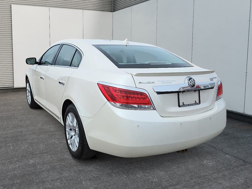 2013 Buick LaCrosse Base in Rivière-du-Loup, Quebec - 4 - w1024h768px