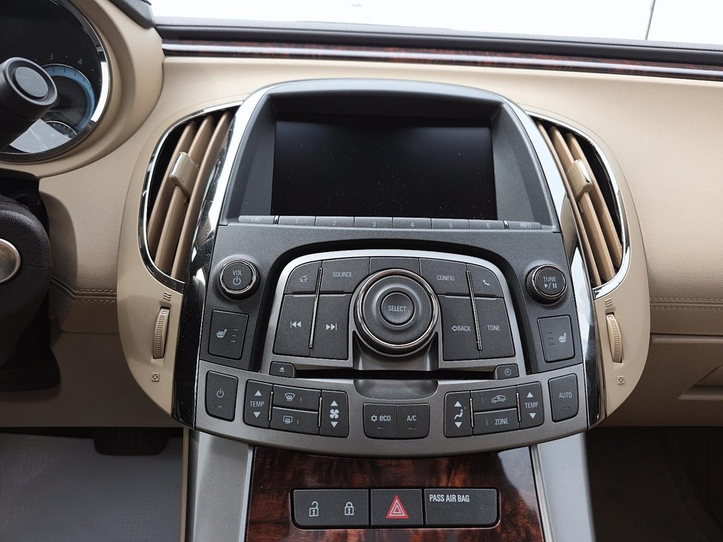 2013 Buick LaCrosse Base in Rivière-du-Loup, Quebec - 14 - w1024h768px