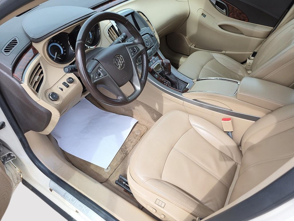 2013 Buick LaCrosse Base in Rivière-du-Loup, Quebec - 8 - w1024h768px