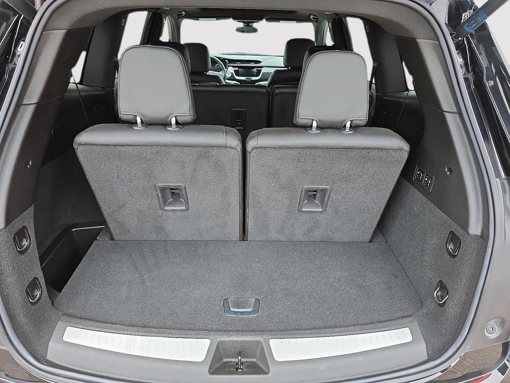 2022 Cadillac XT6 PREMIUM LUXURY in Rivière-du-Loup, Quebec - 7 - w1024h768px