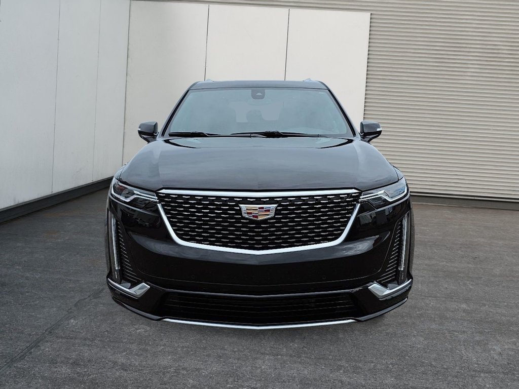 2022 Cadillac XT6 PREMIUM LUXURY in Rivière-du-Loup, Quebec - 2 - w1024h768px