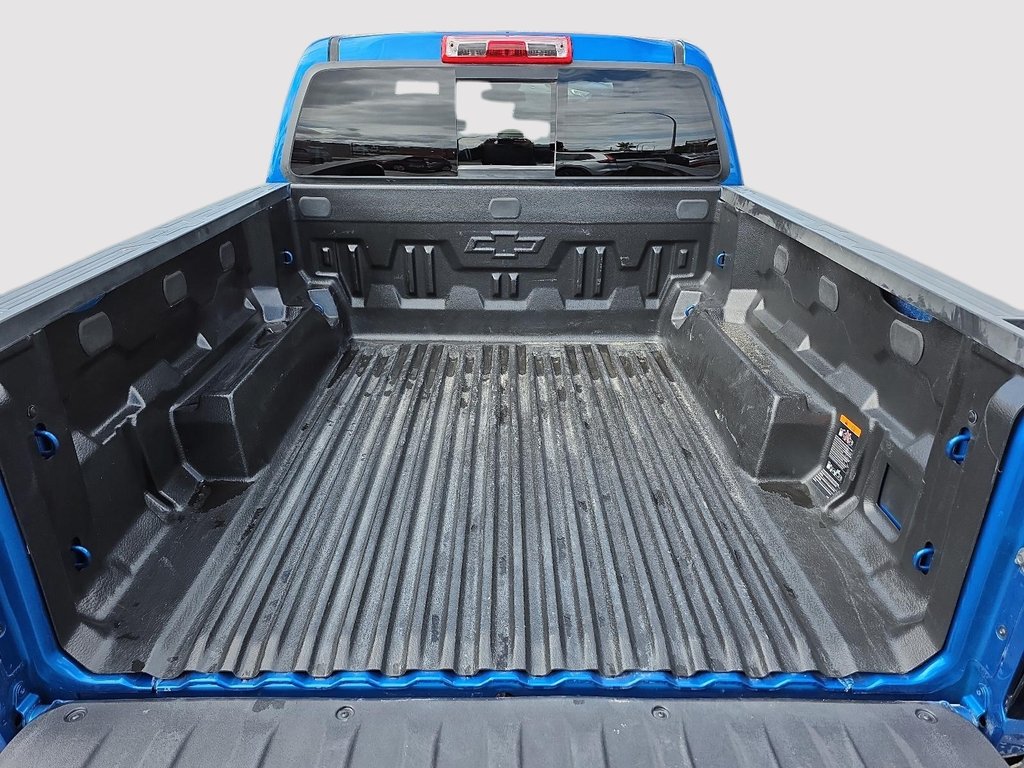 2024 Chevrolet Colorado Work Truck in Rivière-du-Loup, Quebec - 14 - w1024h768px