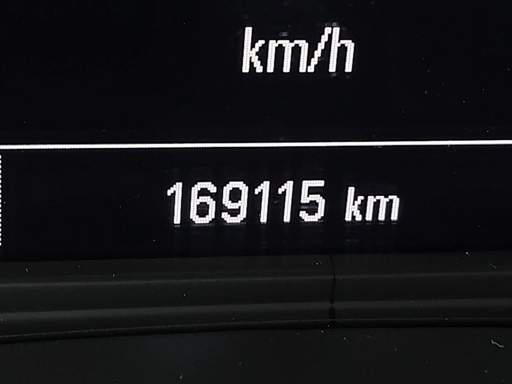 2018 Chevrolet Cruze LT TURBO in Rivière-du-Loup, Quebec - 12 - w1024h768px