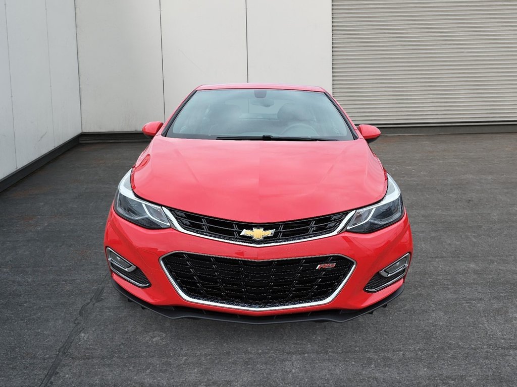 2018 Chevrolet Cruze LT TURBO in Rivière-du-Loup, Quebec - 2 - w1024h768px