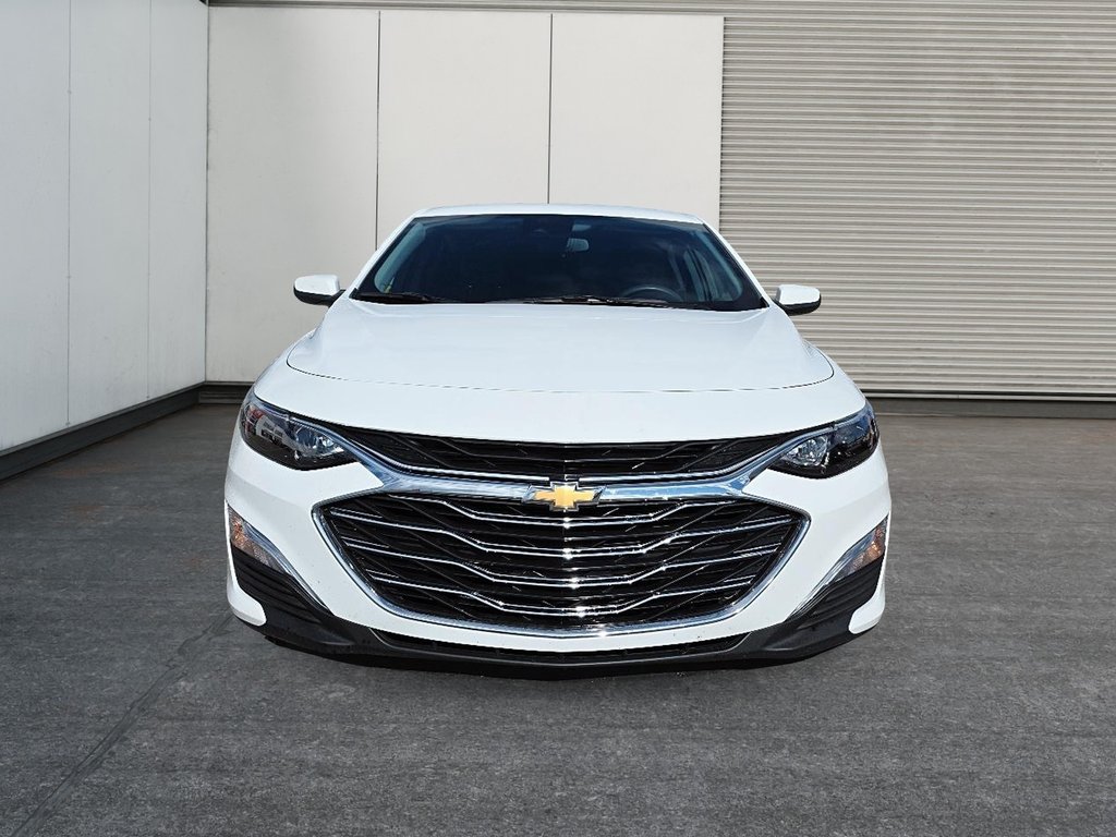 Chevrolet Malibu LS 2024 à Rivière-du-Loup, Québec - 2 - w1024h768px