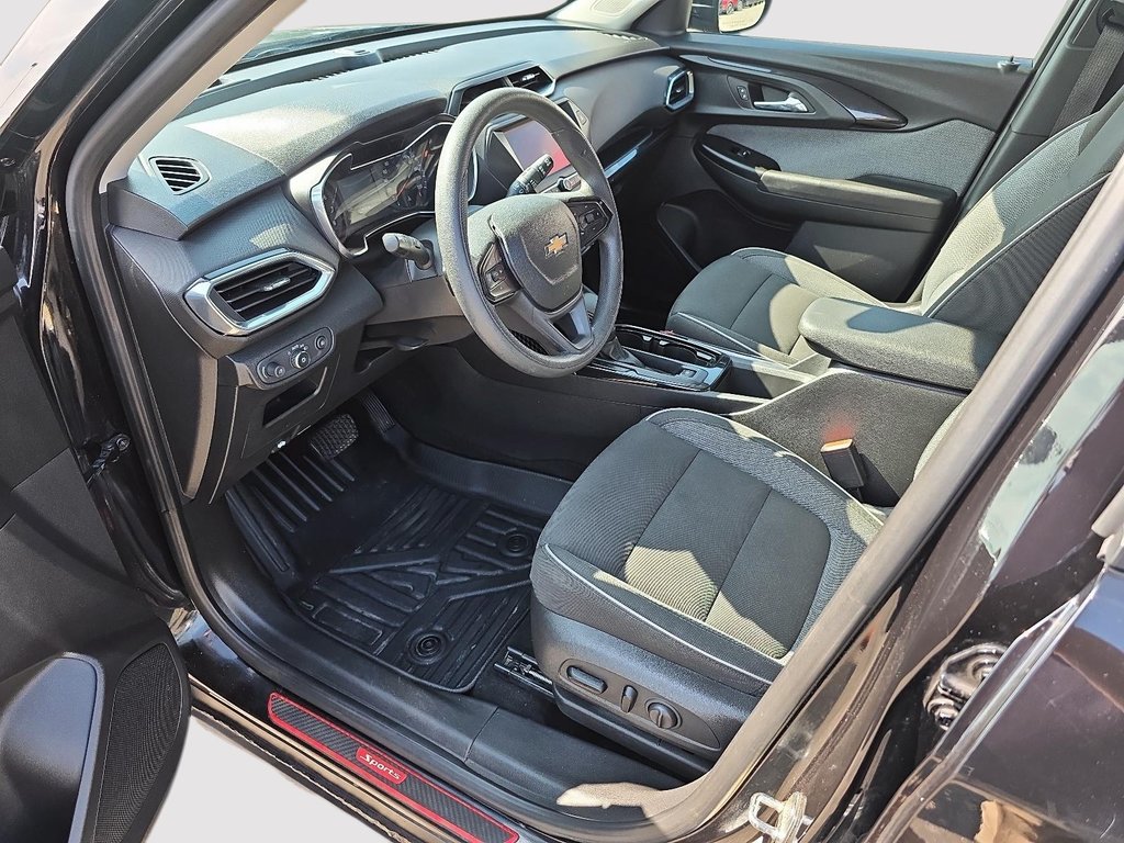 2022 Chevrolet Trailblazer LT in Rivière-du-Loup, Quebec - 8 - w1024h768px