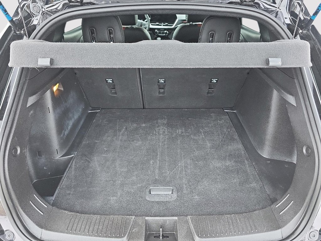 2025 Chevrolet Trax 2RS in Rivière-du-Loup, Quebec - 6 - w1024h768px