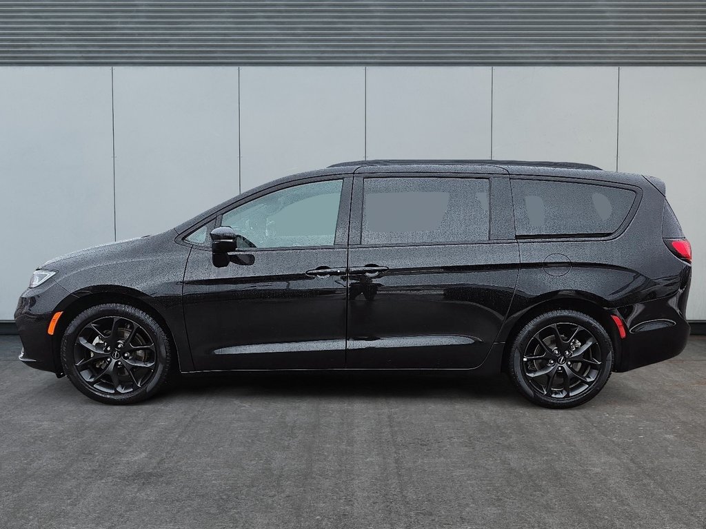 Chrysler PACIFICA Touring L 2024 à Rivière-du-Loup, Québec - 5 - w1024h768px