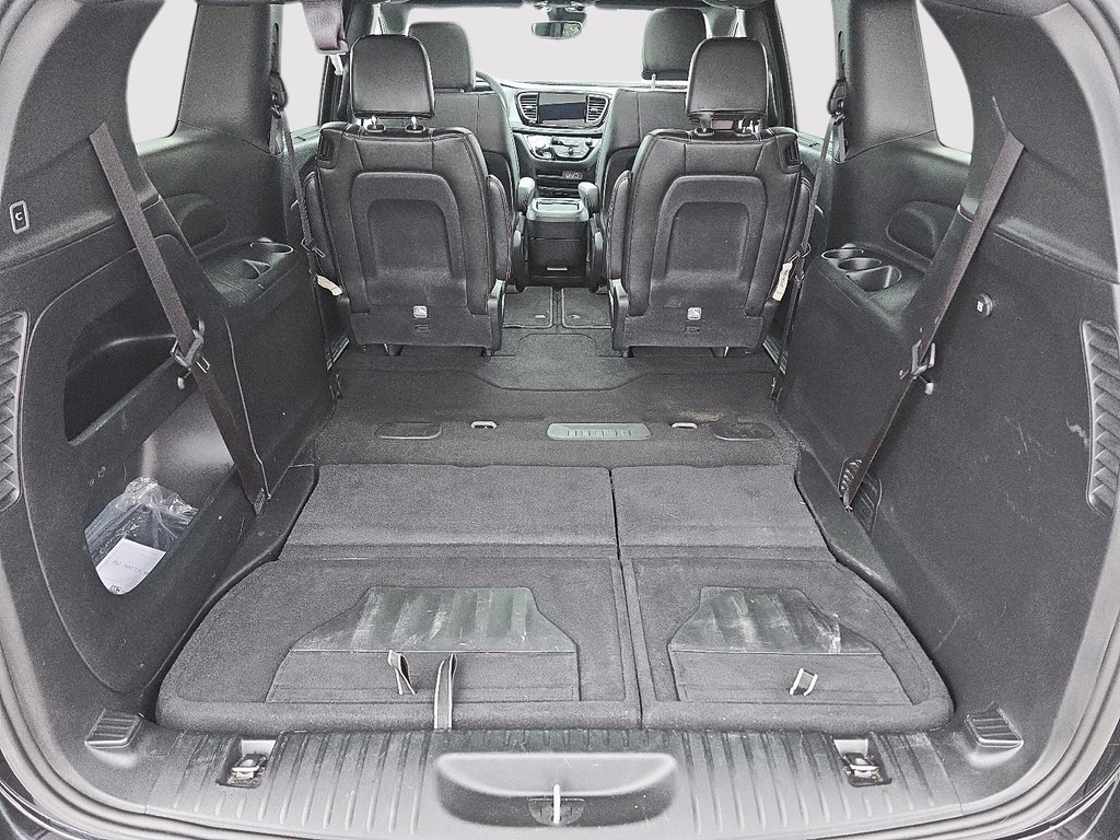 Chrysler PACIFICA Touring L 2024 à Rivière-du-Loup, Québec - 7 - w1024h768px