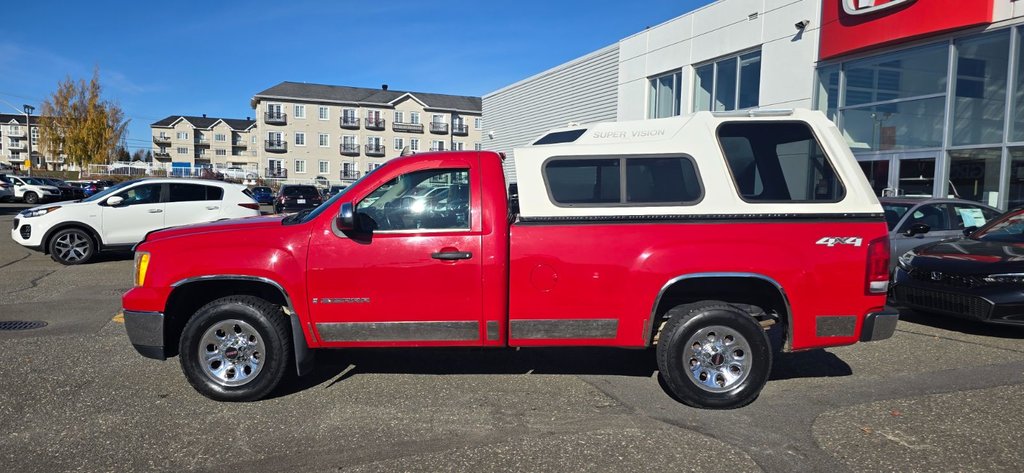 2009  Sierra 1500 SLE 4X4 in Rivière-du-Loup, Quebec - 9 - w1024h768px