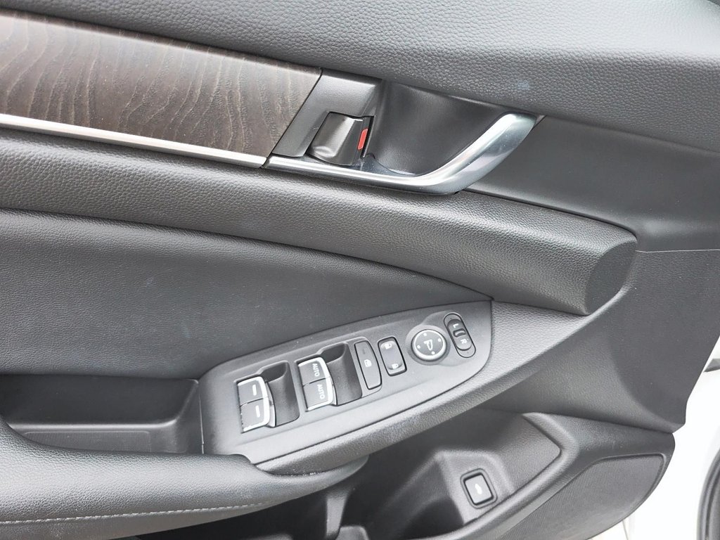 2022 Honda Accord Hybride in Rivière-du-Loup, Quebec - 10 - w1024h768px