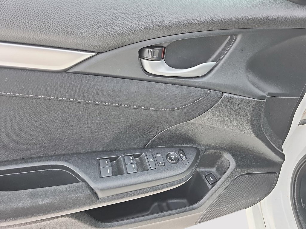 Honda Civic EX 2016 à Rivière-du-Loup, Québec - 10 - w1024h768px