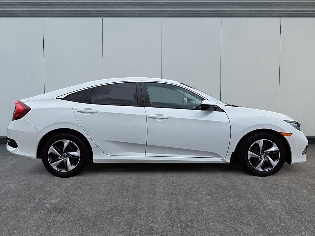 Honda CIVIC LX  2020 à Rivière-du-Loup, Québec - 3 - w1024h768px