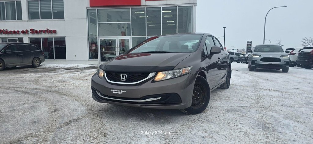 2013 Honda CIVIC SDN LX in Rivière-du-Loup, Quebec - 1 - w1024h768px