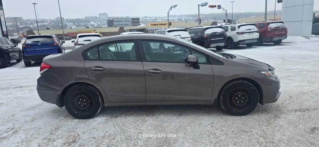 2013 Honda CIVIC SDN LX in Rivière-du-Loup, Quebec - 5 - w1024h768px