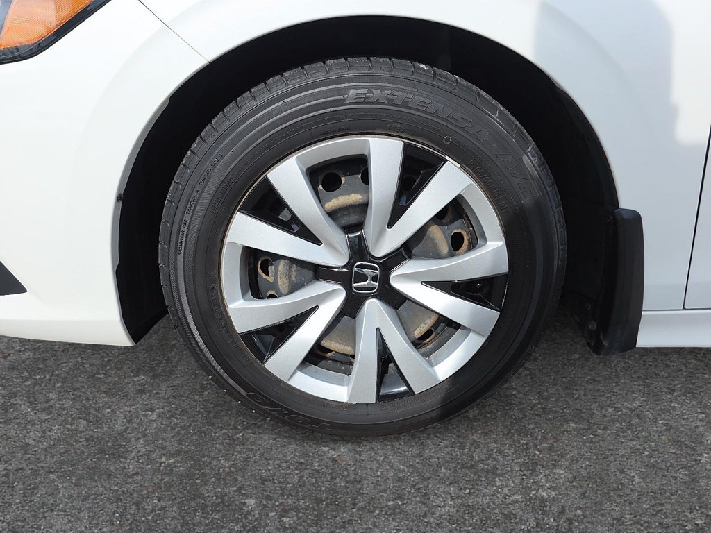 Honda CIVIC SDN LX  2022 à Rivière-du-Loup, Québec - 7 - w1024h768px