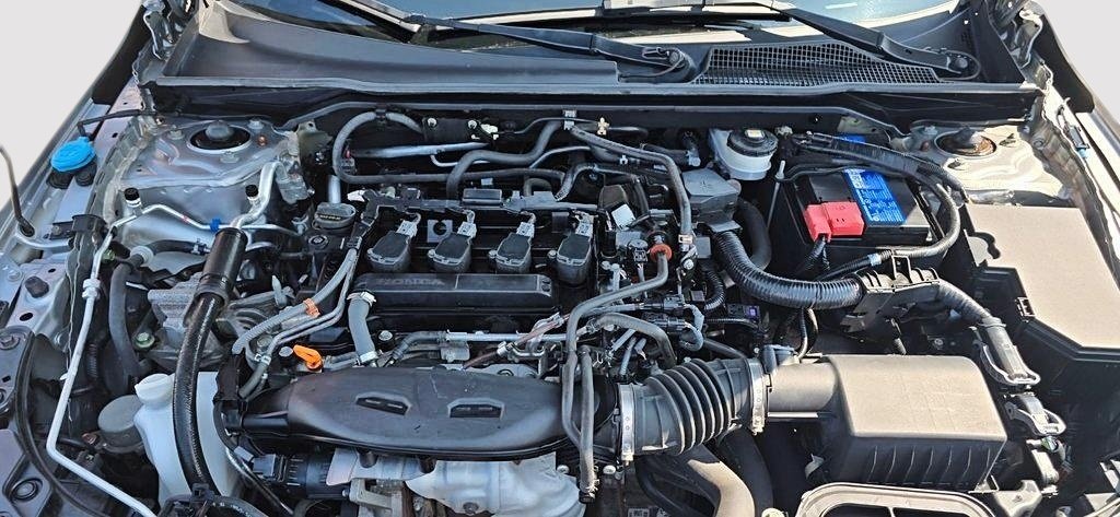 2022 Honda CIVIC SDN TOURING in Rivière-du-Loup, Quebec - 23 - w1024h768px