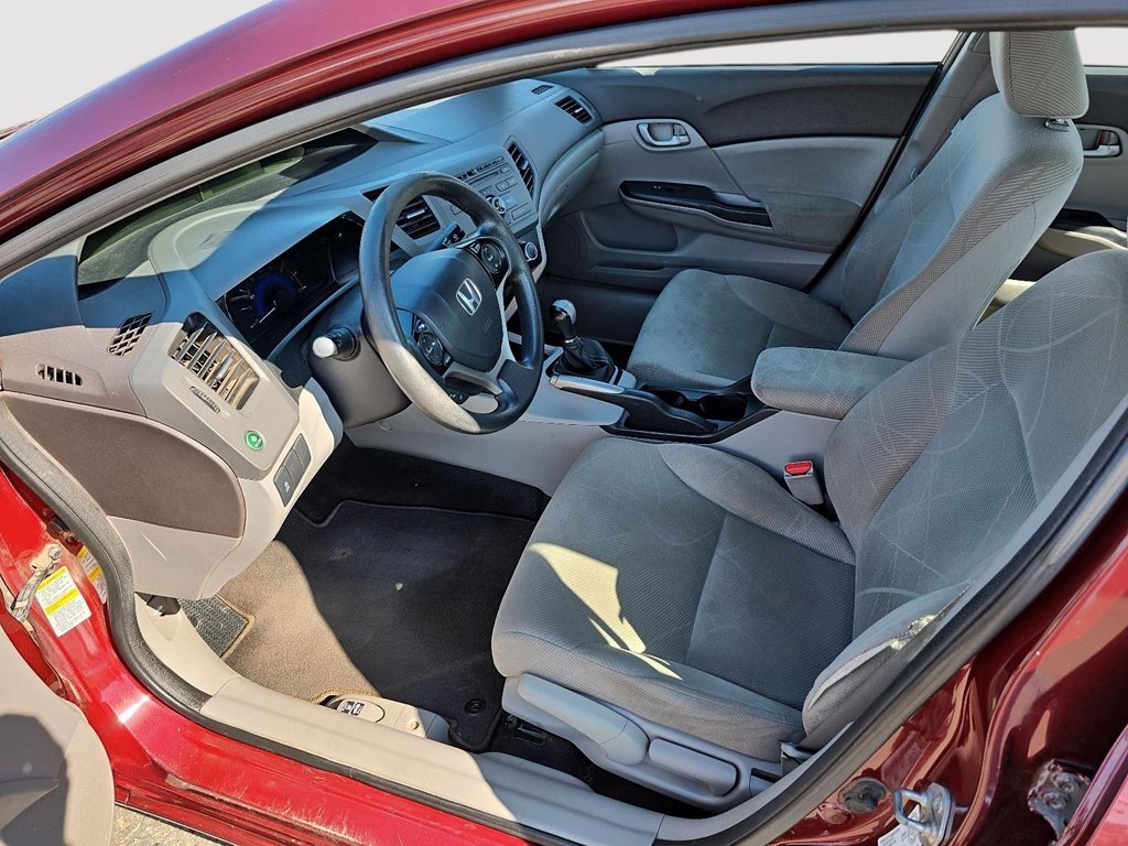 2012 Honda Civic LX in Rivière-du-Loup, Quebec - 7 - w1024h768px