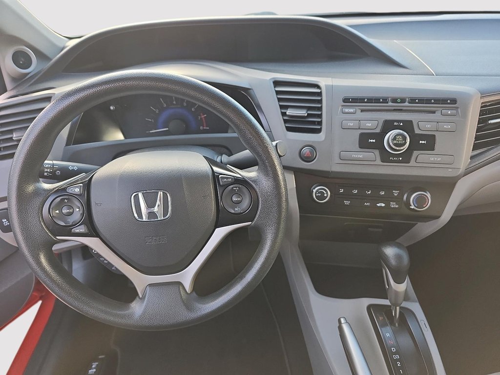 2012 Honda Civic LX in Rivière-du-Loup, Quebec - 12 - w1024h768px