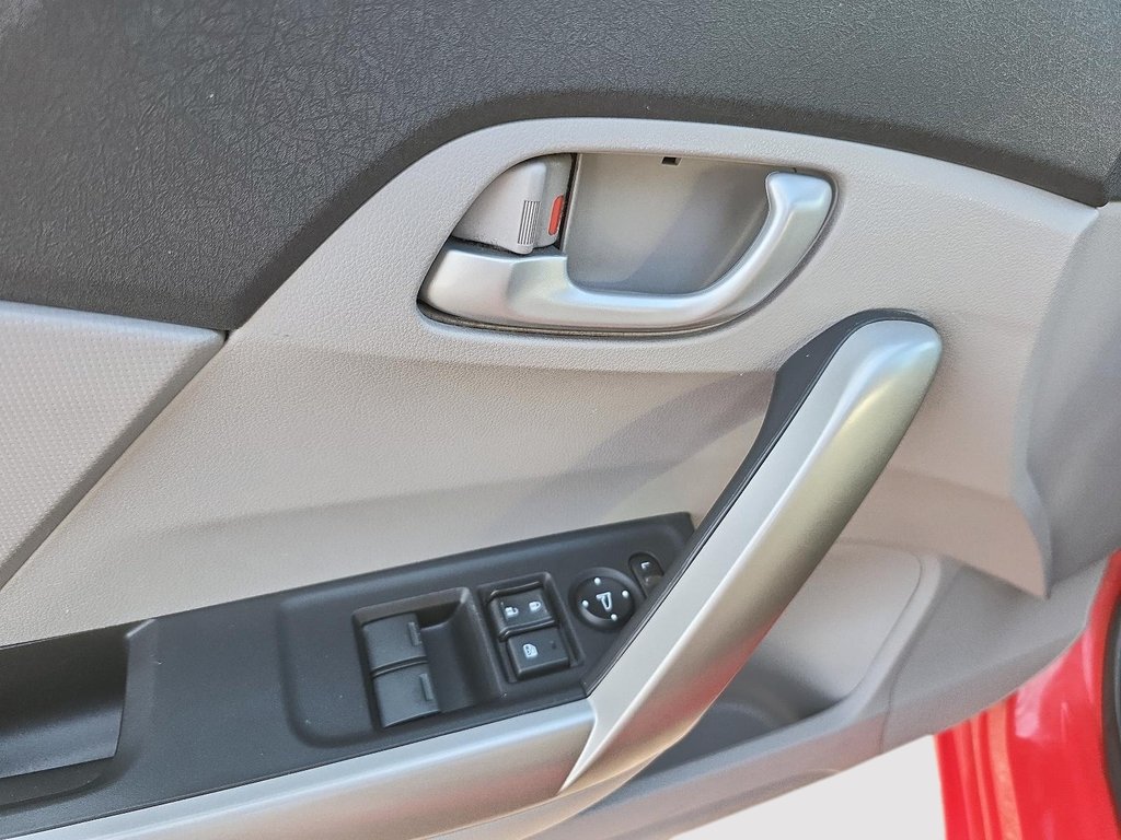 2012 Honda Civic LX in Rivière-du-Loup, Quebec - 9 - w1024h768px