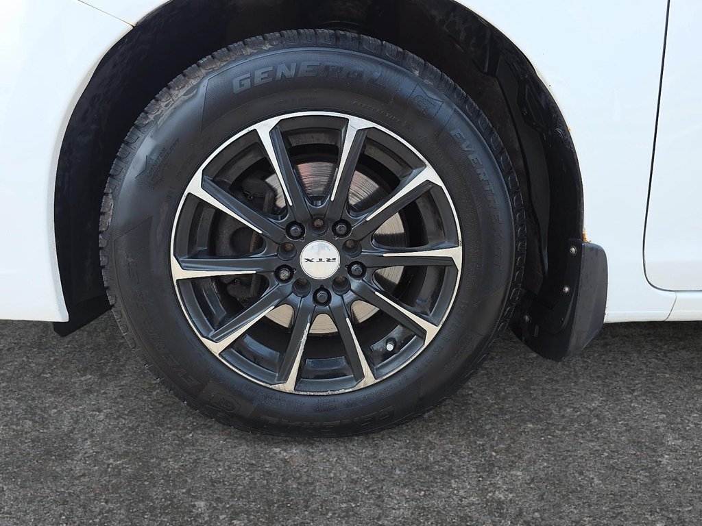 2013 Honda Civic LX in Rivière-du-Loup, Quebec - 7 - w1024h768px