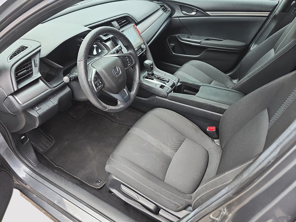 2017 Honda Civic LX in Rivière-du-Loup, Quebec - 8 - w1024h768px
