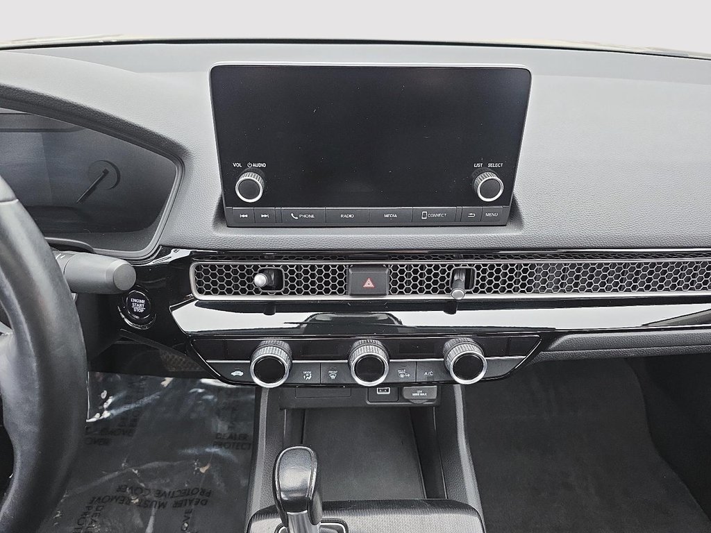 2022 Honda CIVIC EX in Rivière-du-Loup, Quebec - 13 - w1024h768px