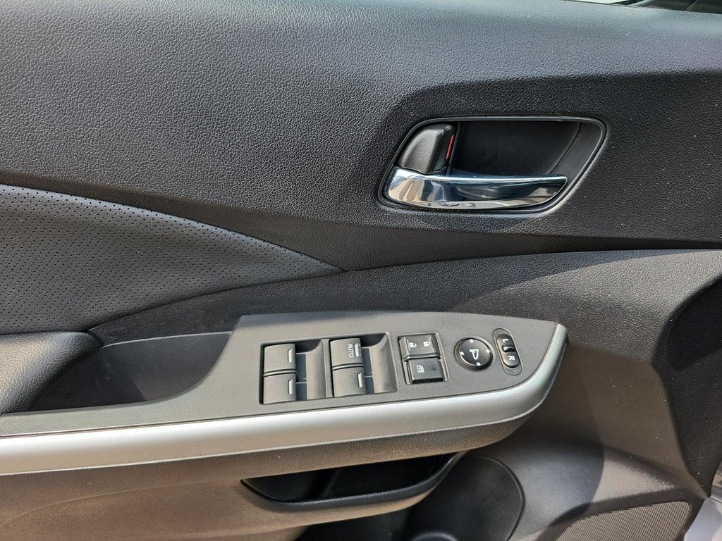 Honda CR-V EX-L 4WD  2015 à Rivière-du-Loup, Québec - 10 - w1024h768px