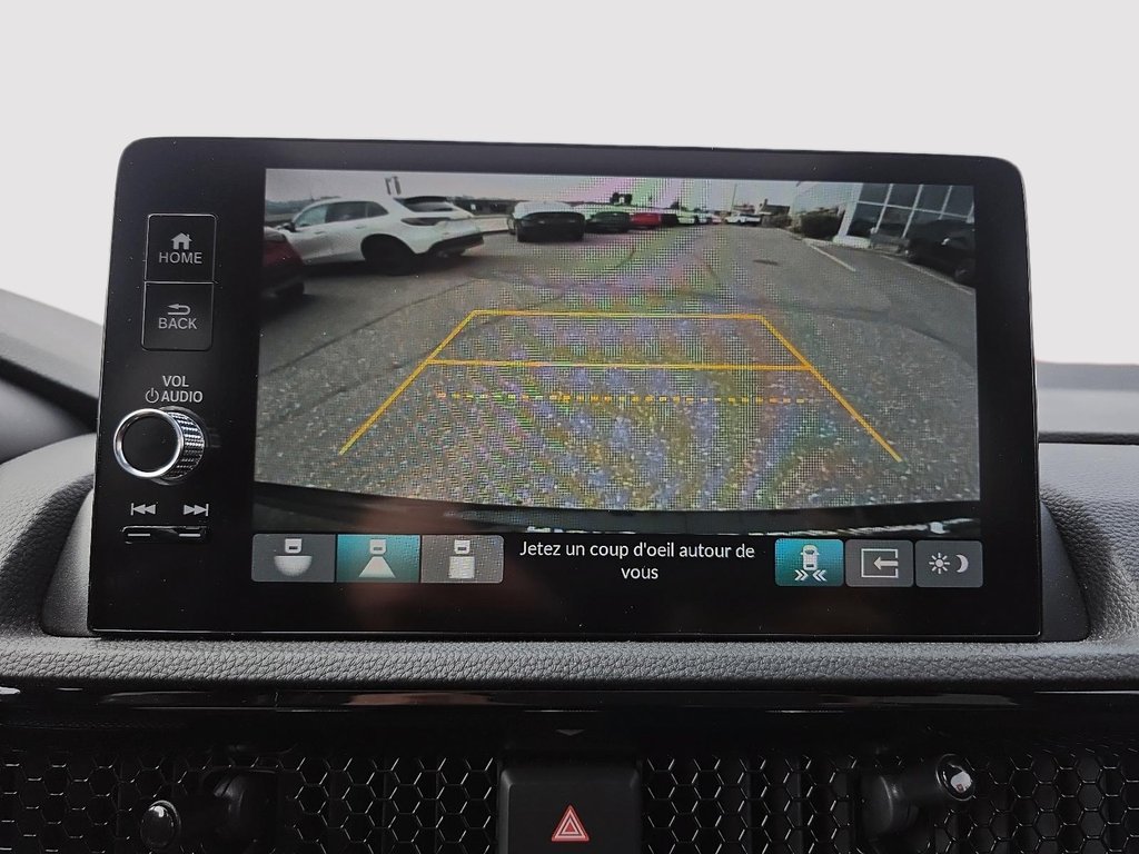 Honda CR-V HYBRID TOURING 2023 à Rivière-du-Loup, Québec - 16 - w1024h768px