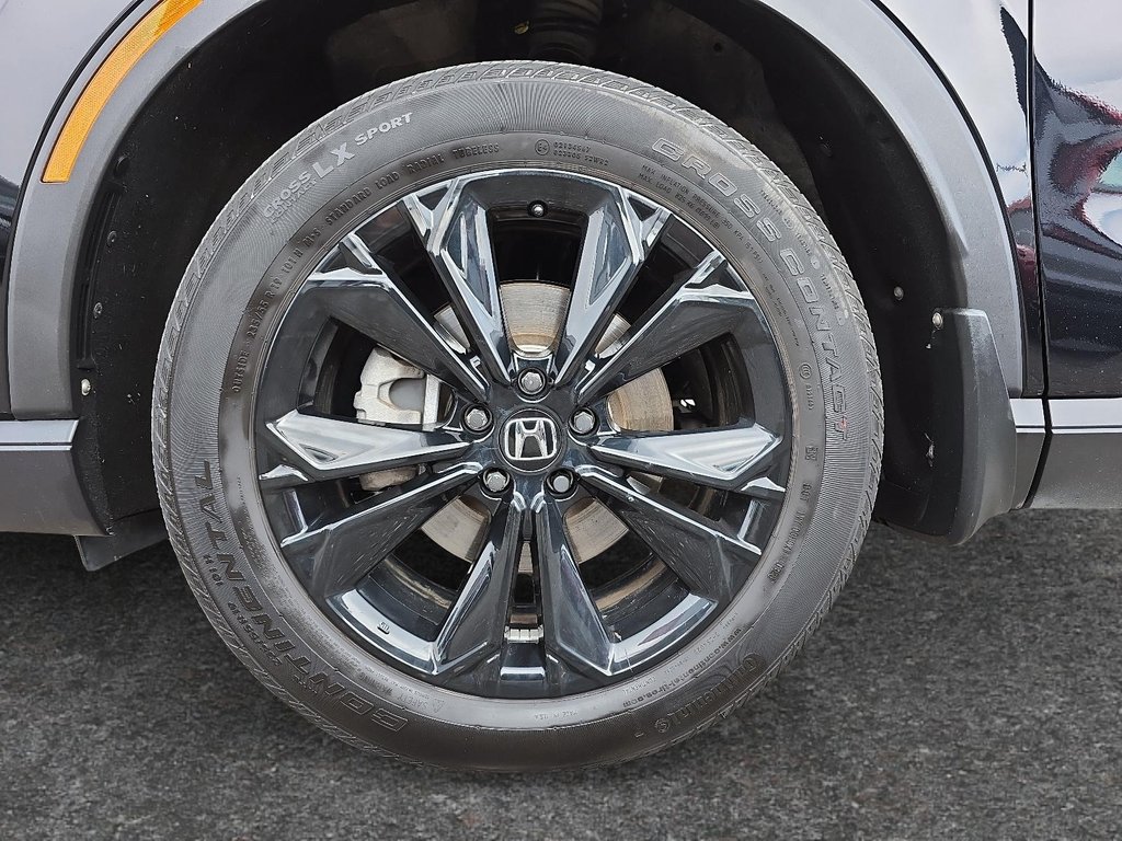 Honda CR-V HYBRID TOURING 2023 à Rivière-du-Loup, Québec - 7 - w1024h768px