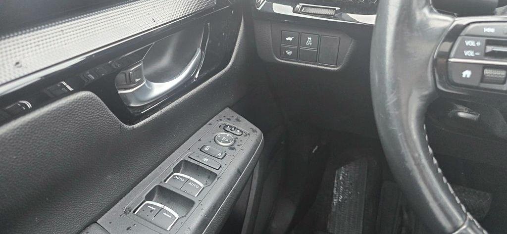 2023 Honda CR-V SPORT 4WD in Rivière-du-Loup, Quebec - 17 - w1024h768px
