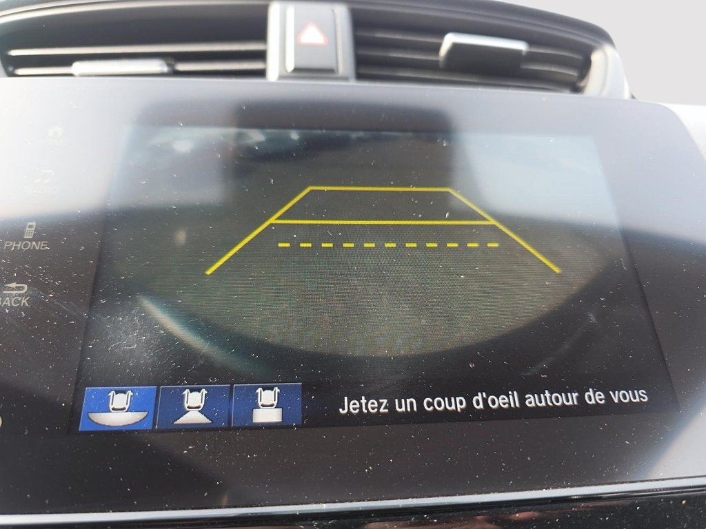 2021 Honda CR-V LX 2WD in Rivière-du-Loup, Quebec - 15 - w1024h768px