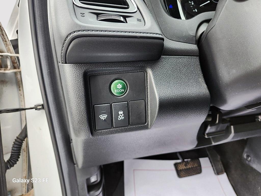 2018 Honda HR-V EX 4WD in Rivière-du-Loup, Quebec - 15 - w1024h768px
