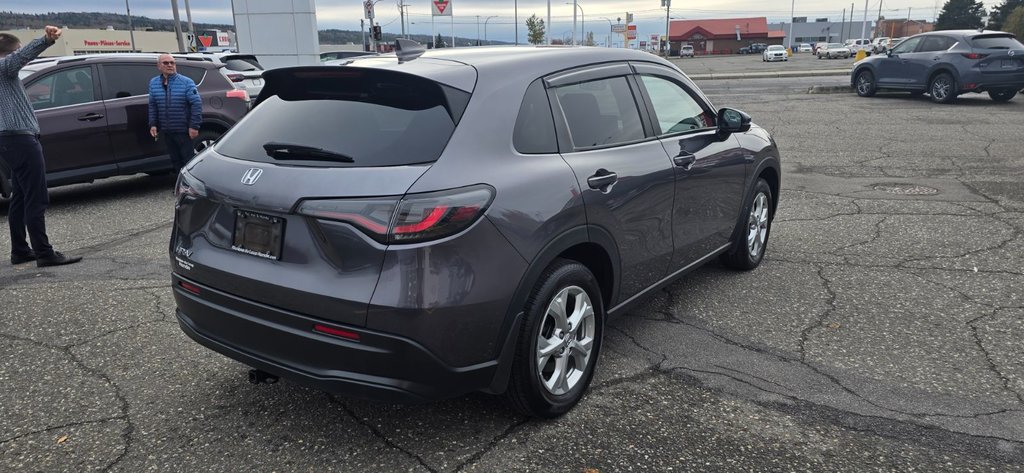 HR-V LX 2WD  2023 à Rivière-du-Loup, Québec - 6 - w1024h768px