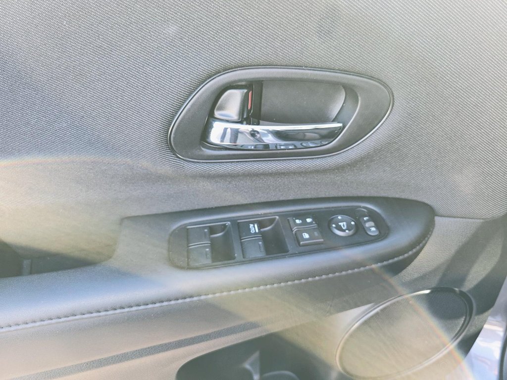 Honda HR-V LX 4WD 2020 à Rivière-du-Loup, Québec - 10 - w1024h768px