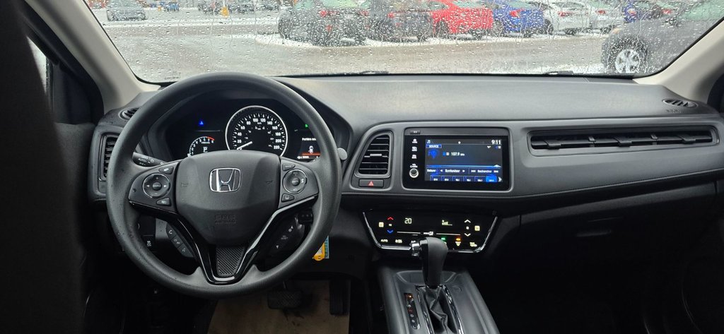 2021 Honda HR-V LX 4WD in Rivière-du-Loup, Quebec - 13 - w1024h768px