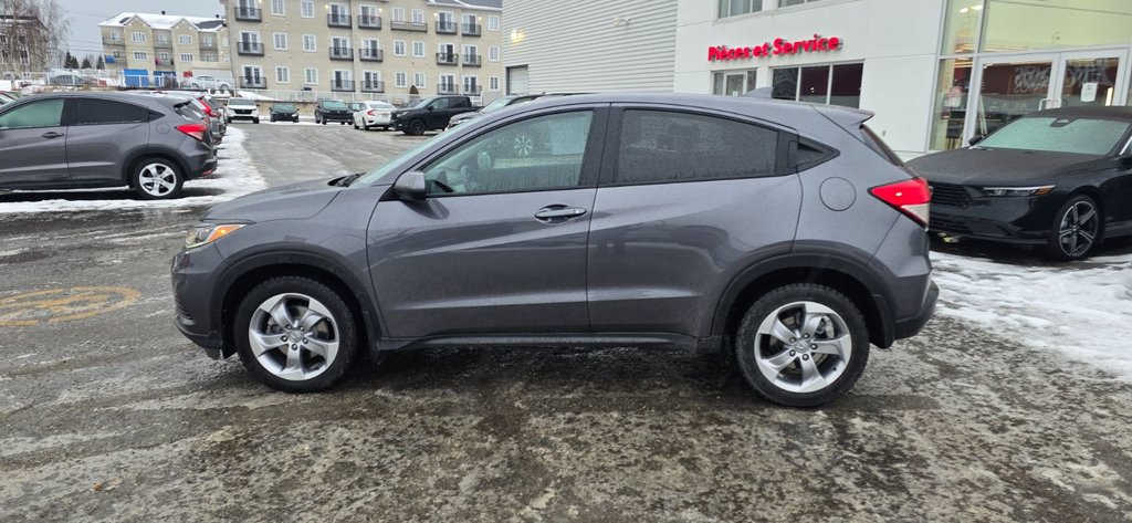 2021 Honda HR-V LX 4WD in Rivière-du-Loup, Quebec - 9 - w1024h768px