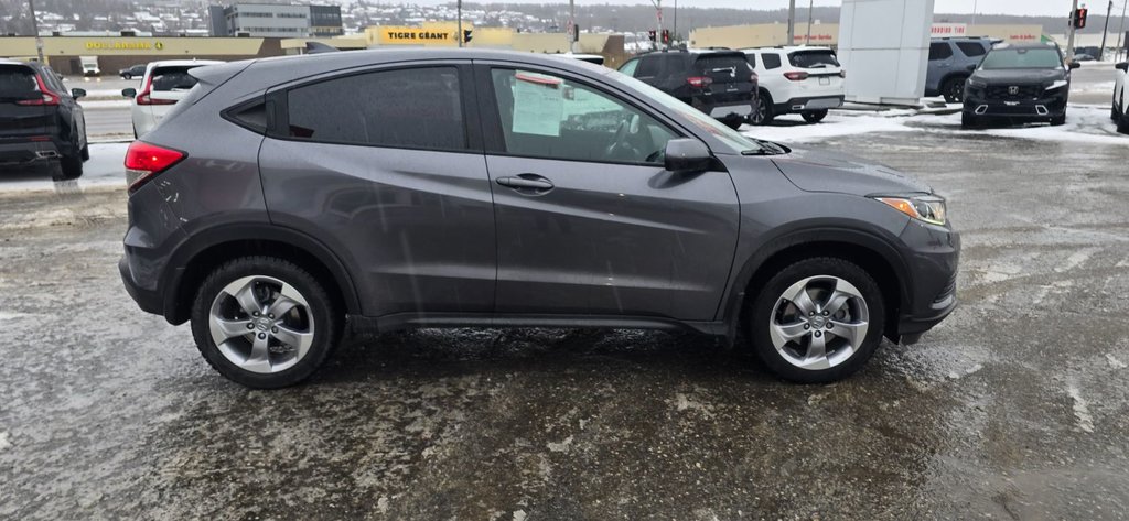 2021 Honda HR-V LX 4WD in Rivière-du-Loup, Quebec - 5 - w1024h768px