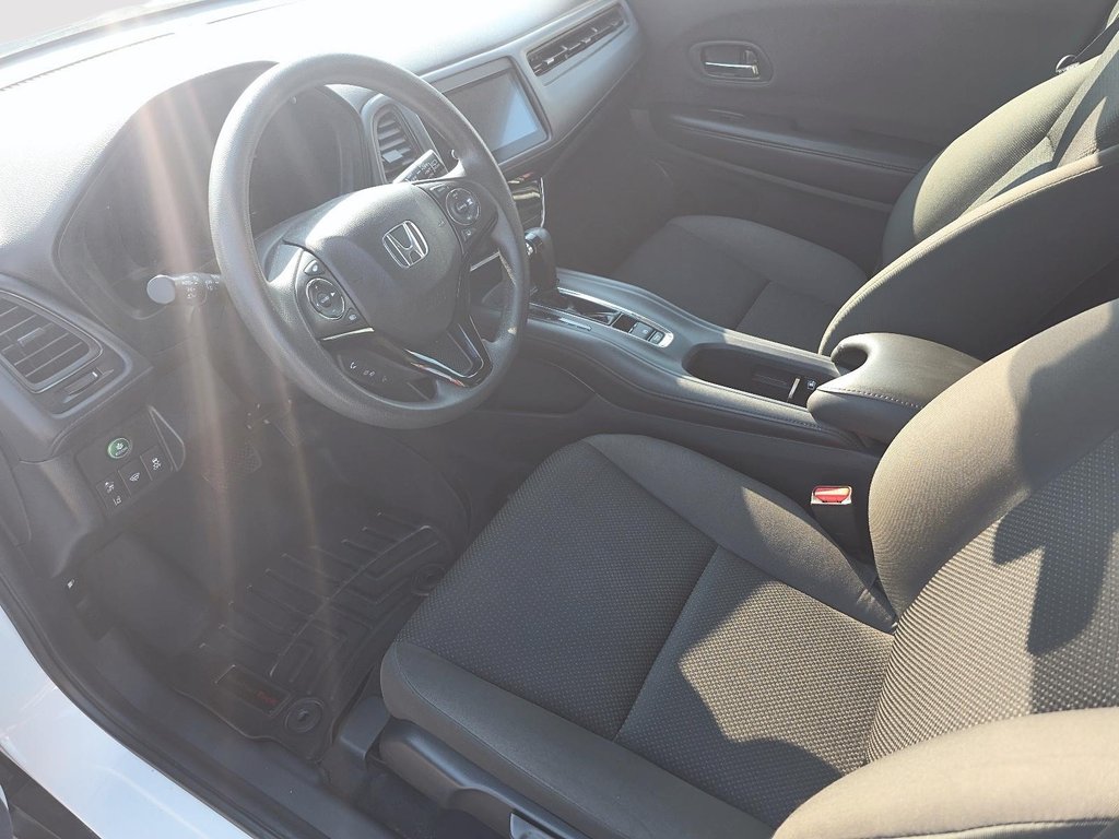 2020 Honda HR-V LX in Rivière-du-Loup, Quebec - 8 - w1024h768px