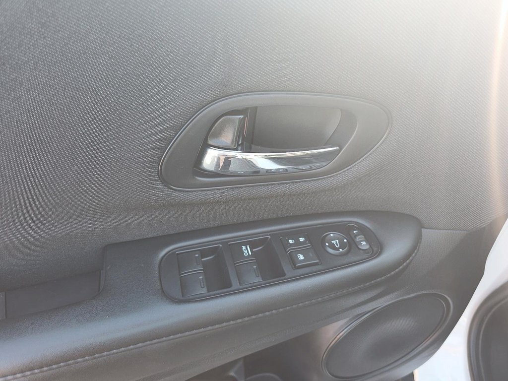 2020 Honda HR-V LX in Rivière-du-Loup, Quebec - 10 - w1024h768px