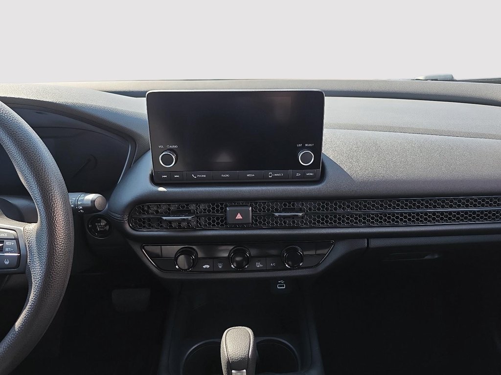 2023 Honda HR-V LX 4WD in Rivière-du-Loup, Quebec - 13 - w1024h768px
