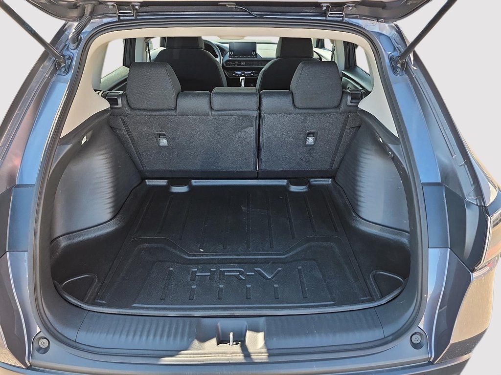 2023 Honda HR-V LX 4WD in Rivière-du-Loup, Quebec - 6 - w1024h768px
